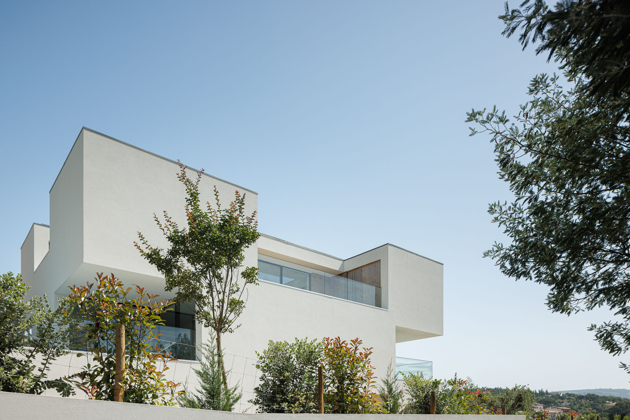 Casa JC em Coimbra com Arquitectura Mario Alves Arquitecto e fot